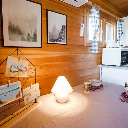 North Story Cottages Near Ruka Kayla