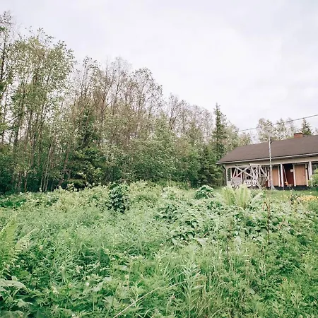 North Story Cottages Near Ruka * Kayla