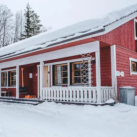 North Story Cottages Near Ruka *