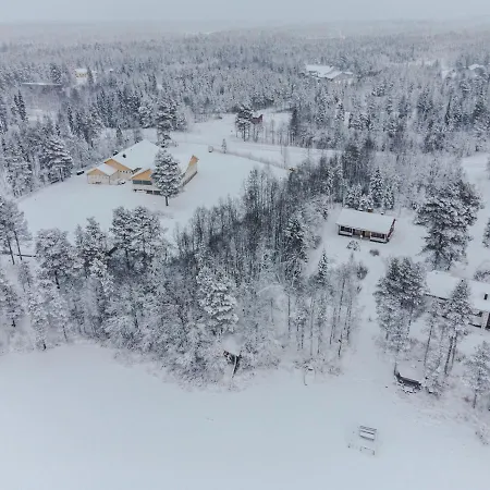 North Story Cottages Near Ruka * Kayla